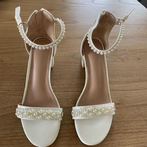 White heels size 8